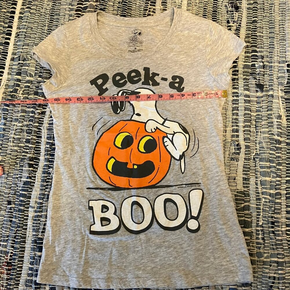 Peek-a BOO! Slim fit Halloween Snoopy Tee with Cap Sleeves